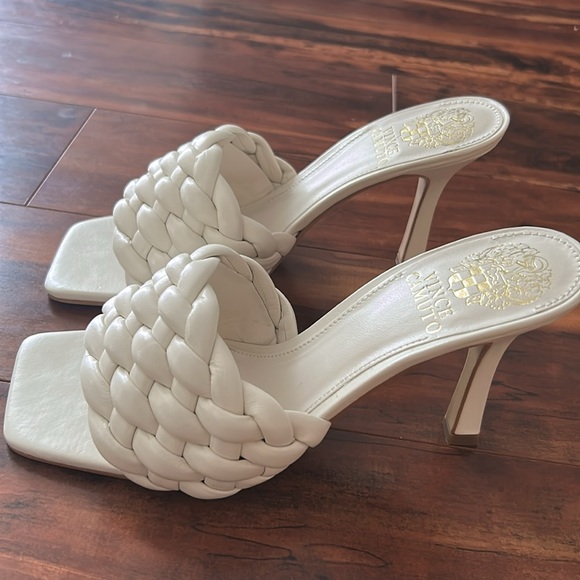 Vince Camuto Brinela Mule - Picture 6 of 7